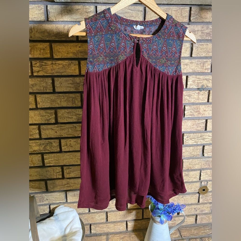 ‎Hem & Thread tank top